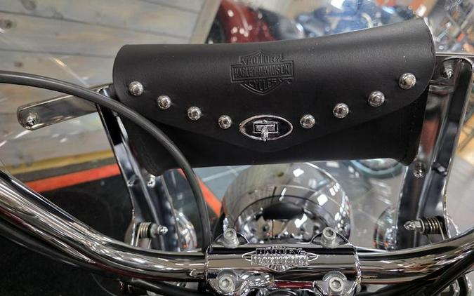 2009 Harley-Davidson® FLSTC - Heritage Softail®