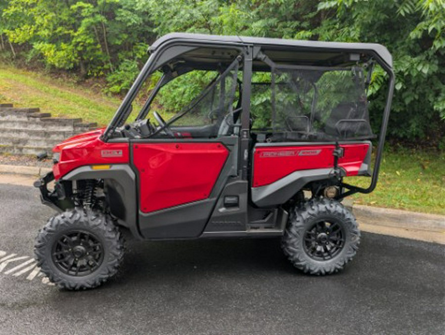 2026 Honda Pioneer 1000-5 Deluxe