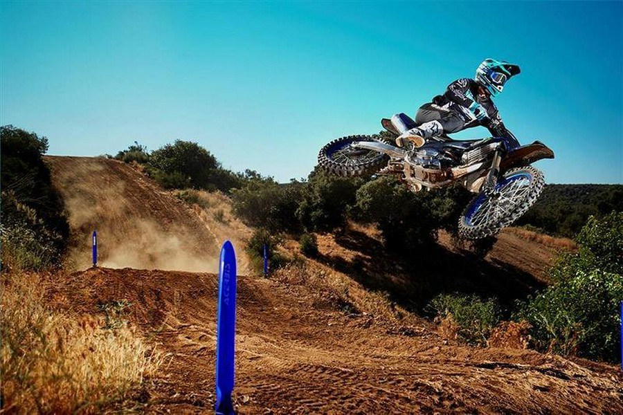 2027 Yamaha YZ450F MONSTER ENERGY EDITION