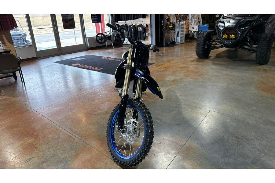 2027 Yamaha YZ450F MONSTER ENERGY EDITION