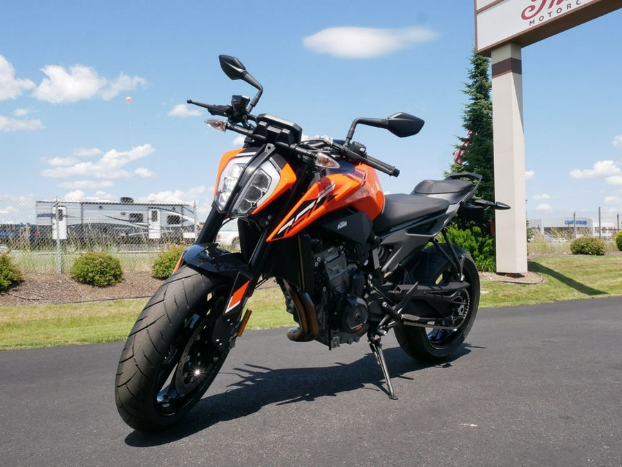 2023 KTM Duke 790