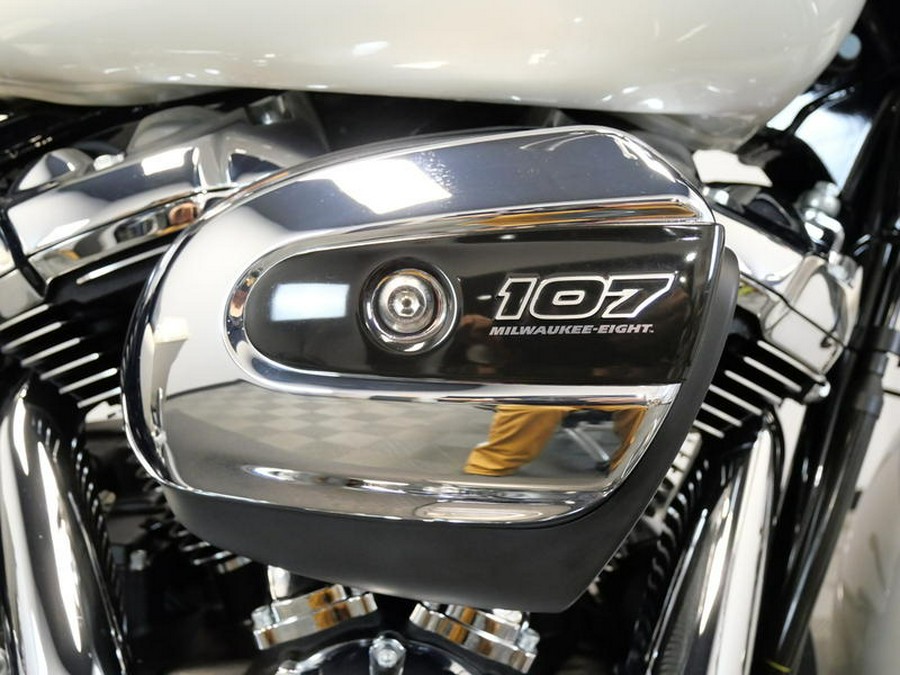 2022 Harley-Davidson® FLHX - Street Glide®