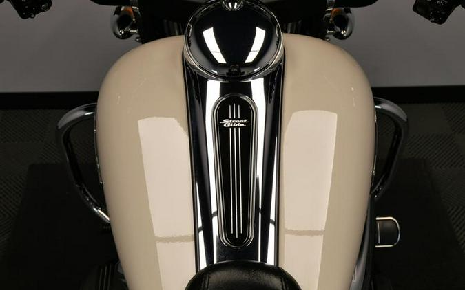 2022 Harley-Davidson® FLHX - Street Glide®