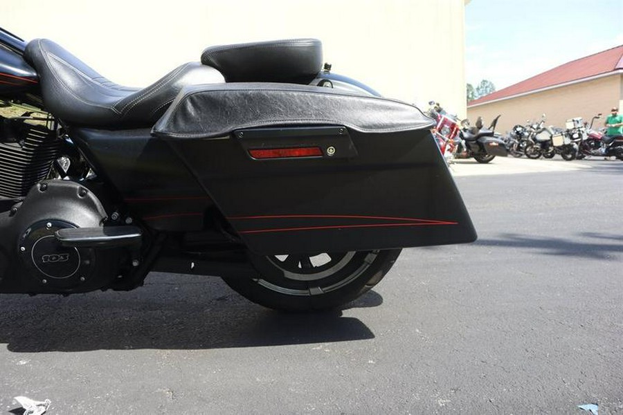 2013 Harley-Davidson® FLTRX - Road Glide® Custom