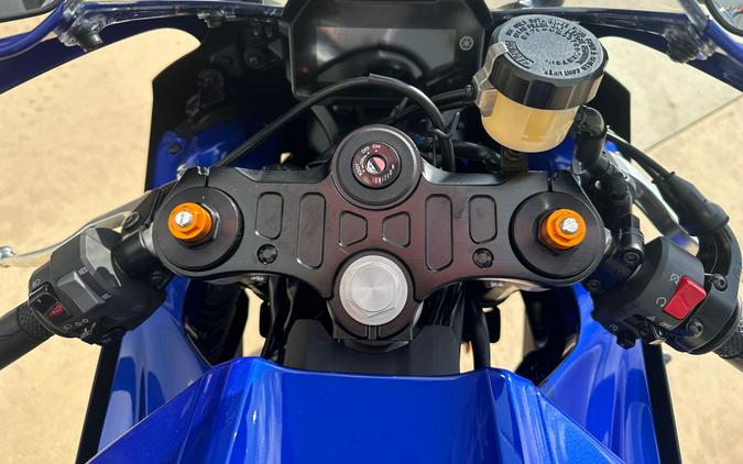 2024 YAMAHA YZF-R7