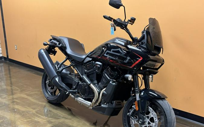 RA1250ST 2025 Pan America® 1250 ST