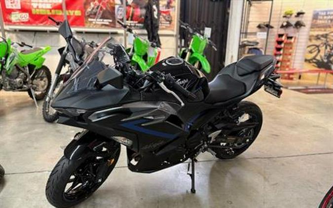 2025 Kawasaki Ninja 500 ABS