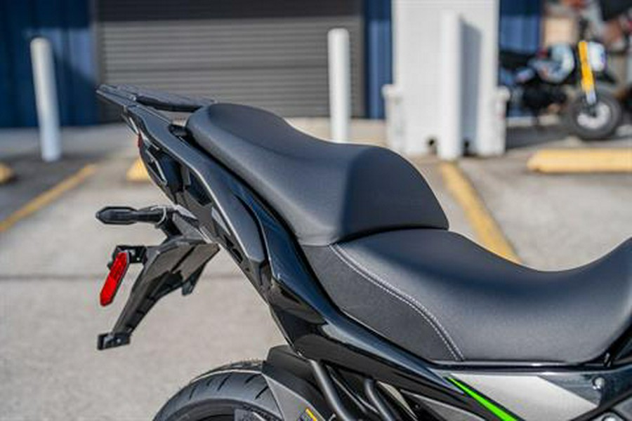 2025 Kawasaki Versys 1100 SE LT ABS