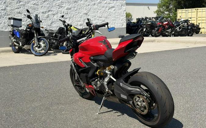 2022 Ducati Streetfighter V2 Ducati Red
