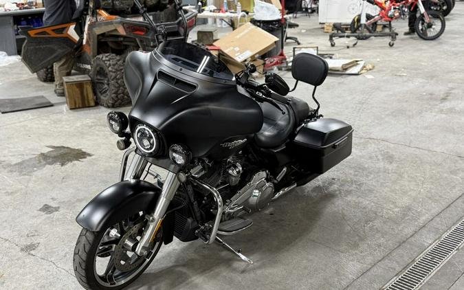 2017 Harley-Davidson® FLHXS - Street Glide® Special