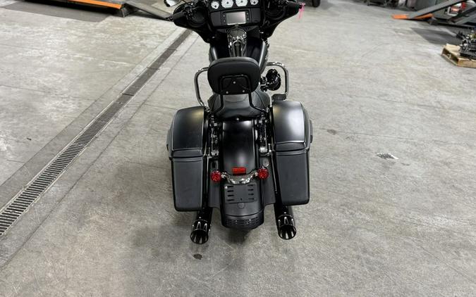 2017 Harley-Davidson® FLHXS - Street Glide® Special
