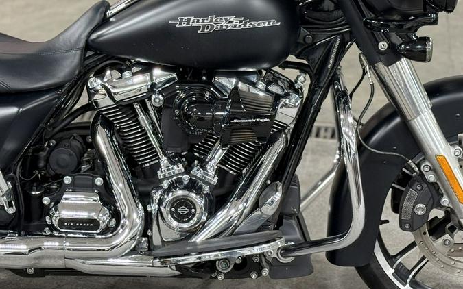 2017 Harley-Davidson® FLHXS - Street Glide® Special