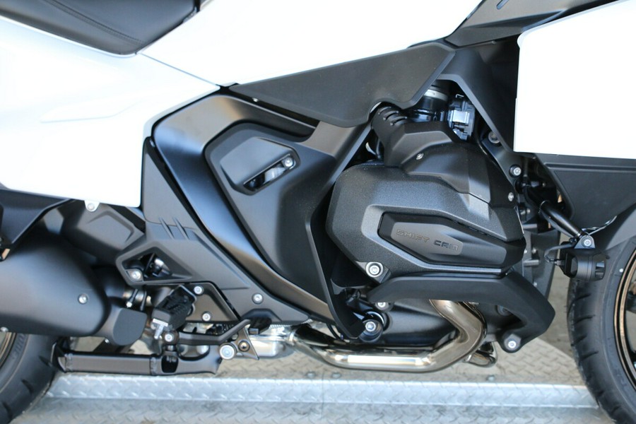 2026 BMW R 1300 RT
