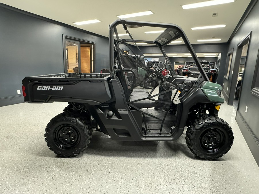 2026 Can-Am Defender HD7