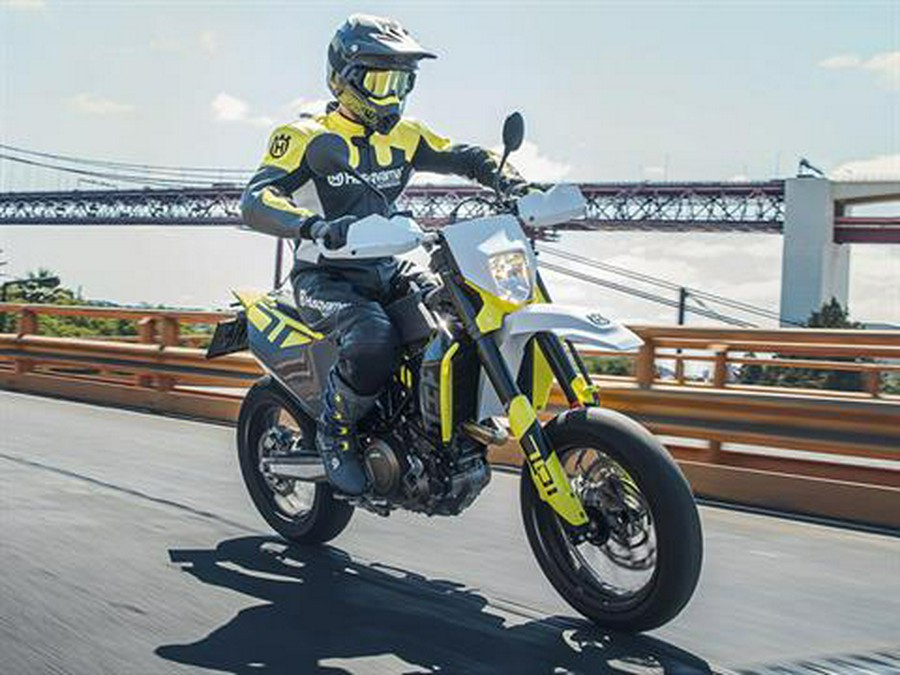 2023 Husqvarna 701 Supermoto