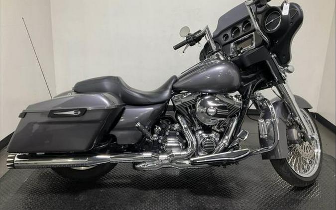 2014 Harley-Davidson Street Glide Base