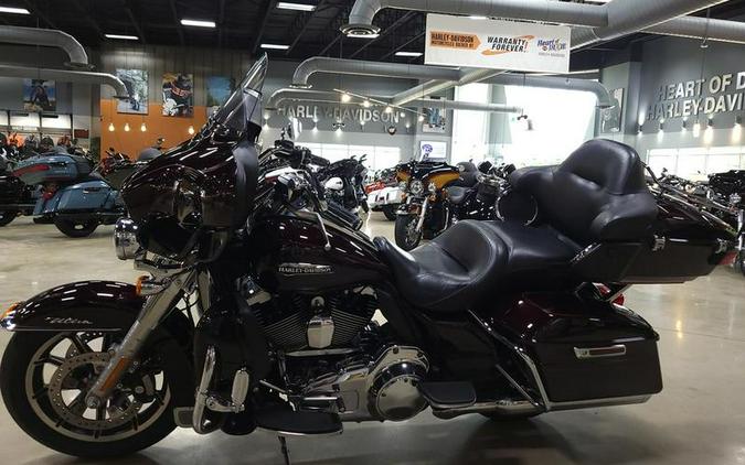 2014 Harley-Davidson® FLHTCU - Electra Glide® Ultra Classic®