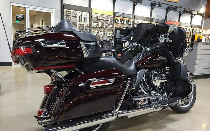 2014 Harley-Davidson® FLHTCU - Electra Glide® Ultra Classic®