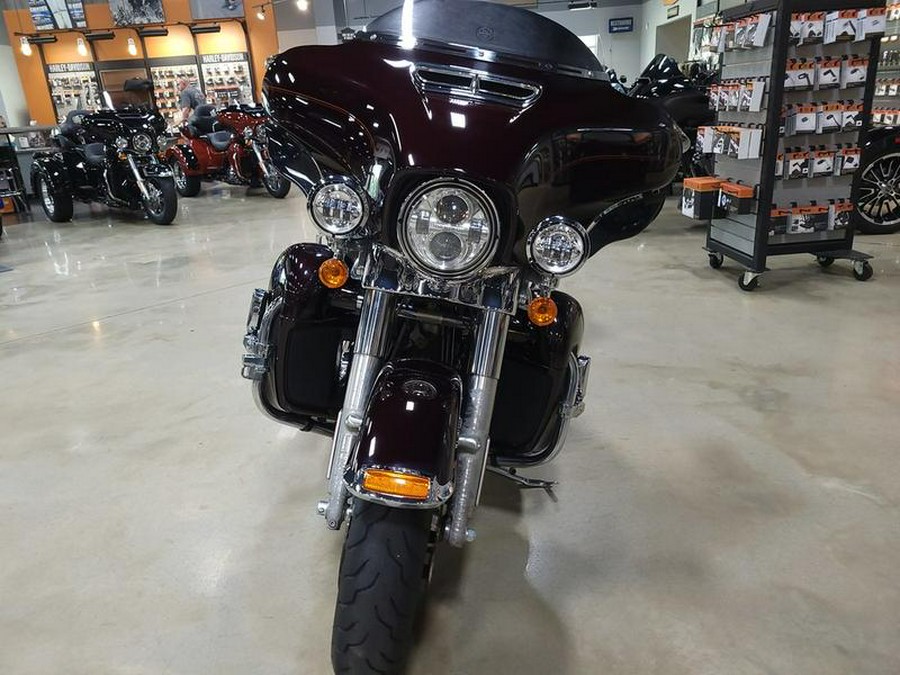 2014 Harley-Davidson® FLHTCU - Electra Glide® Ultra Classic®