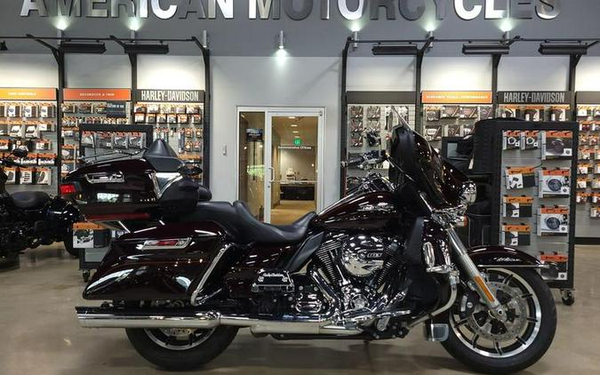 2014 Harley-Davidson® FLHTCU - Electra Glide® Ultra Classic®