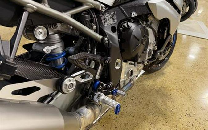 2026 BMW M 1000 R