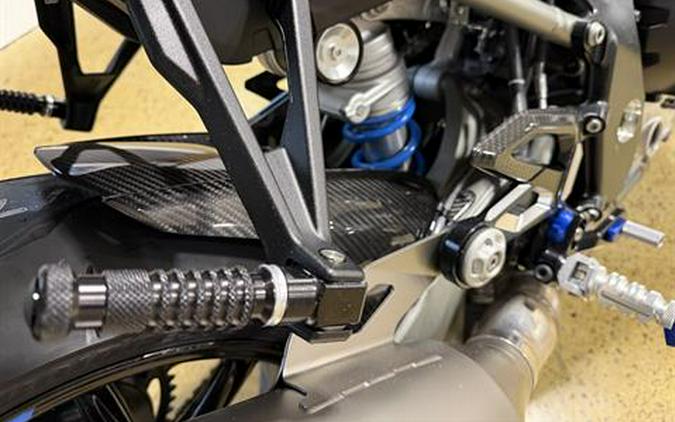 2026 BMW M 1000 R