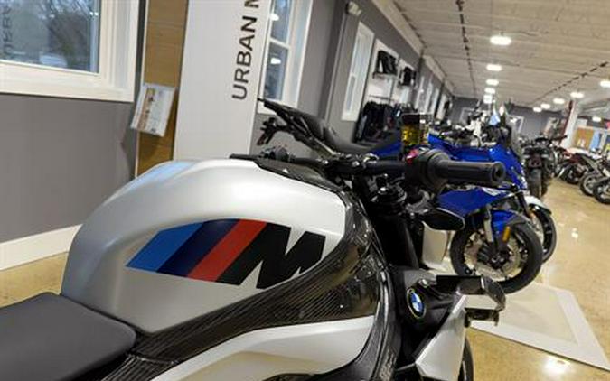 2026 BMW M 1000 R
