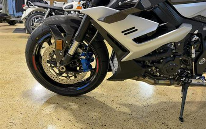 2026 BMW M 1000 R