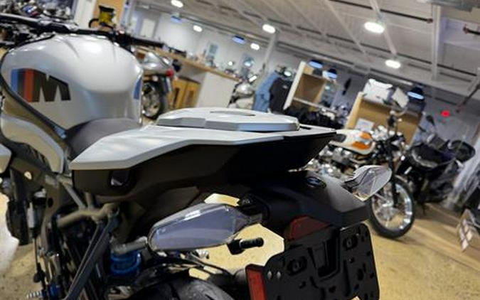 2026 BMW M 1000 R