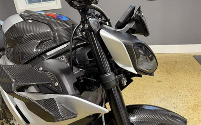 2026 BMW M 1000 R