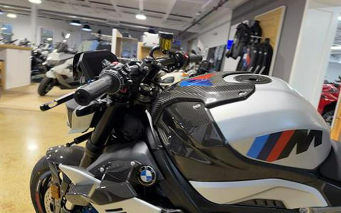 2026 BMW M 1000 R