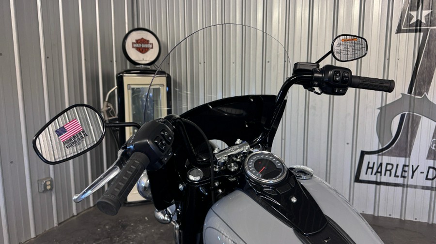 2026 Harley-Davidson HERITAGE CLASSIC