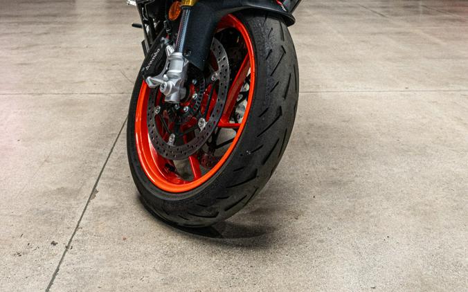 2022 Aprilia RS