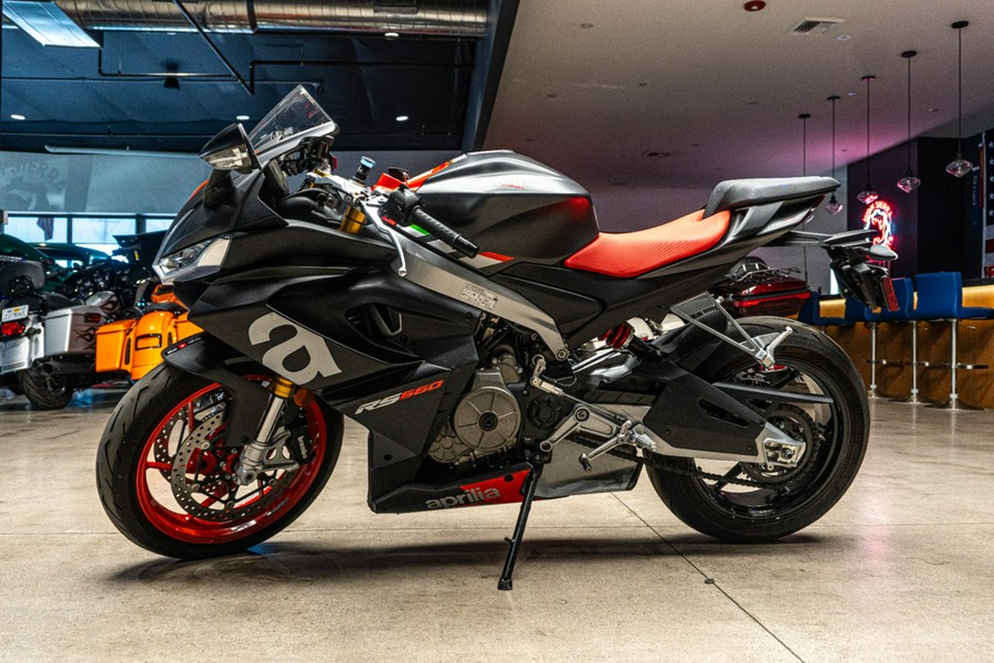 2022 Aprilia RS