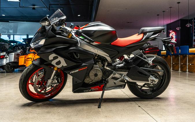2022 Aprilia RS