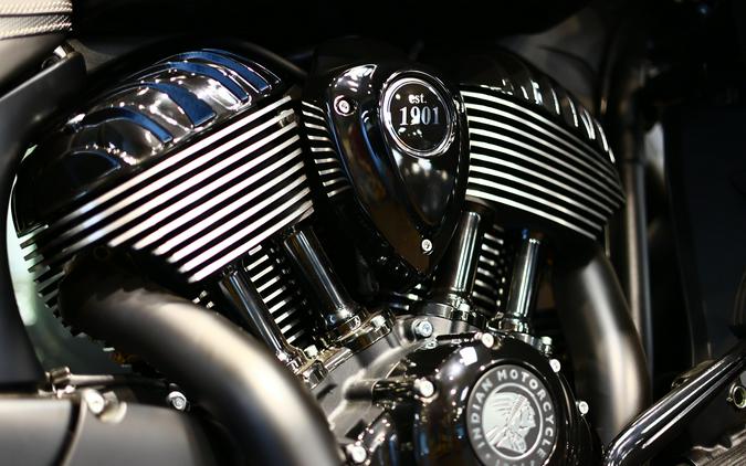 2025 Indian Motorcycle ROADMASTER DARK HORSE PREM AUDIO BLACK SMOKE 49S