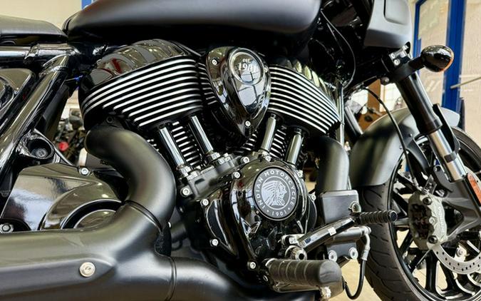 2023 Indian FTR Sport Chief Black Smoke