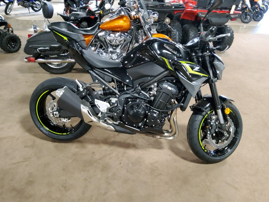 2024 Kawasaki Z900 ABS