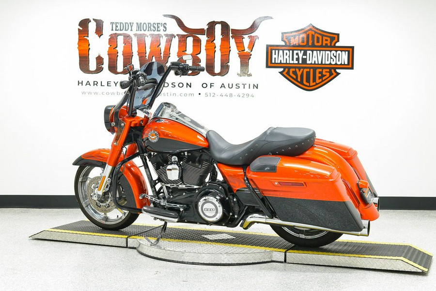 2014 Harley-Davidson® FLHRSE - CVO™ Road King®