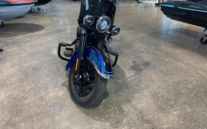 2022 Harley-Davidson® Softail® Heritage Classic