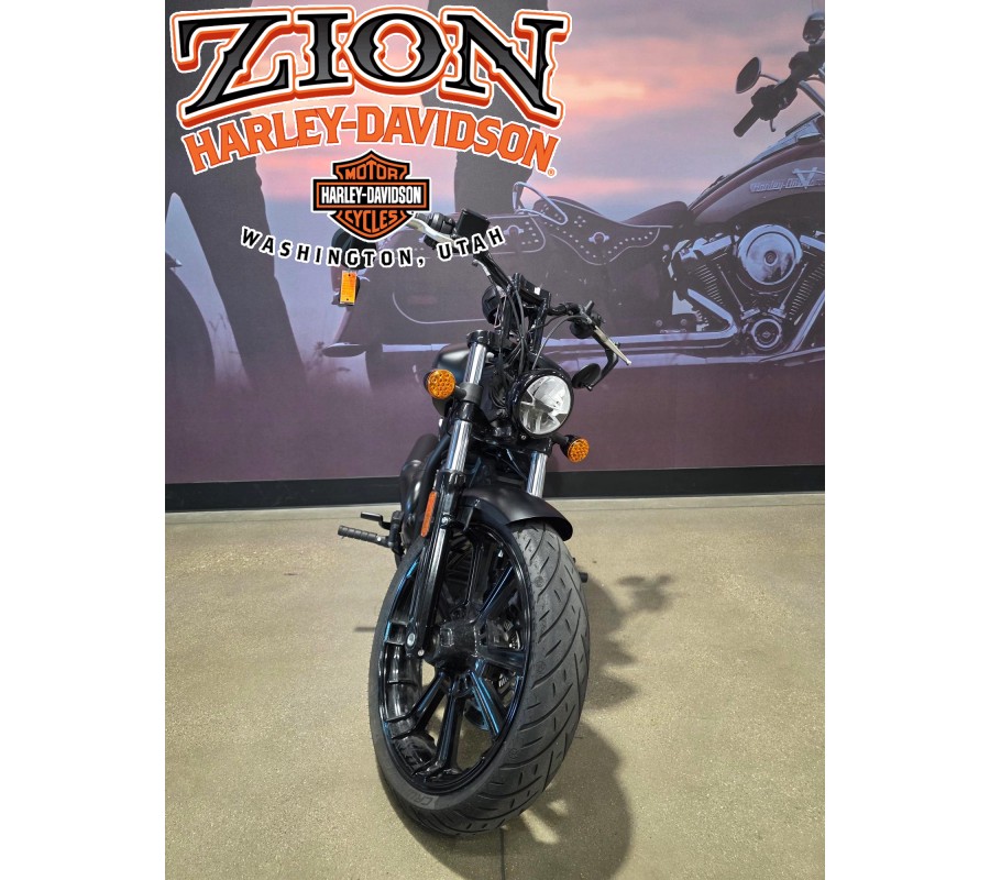 2025 Indian Motorcycle Sport Scout® Black Metallic