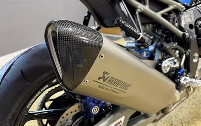 2026 BMW M 1000 R