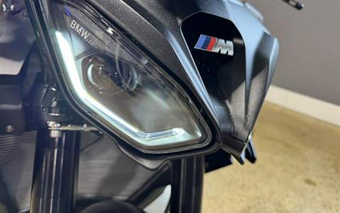 2026 BMW M 1000 R