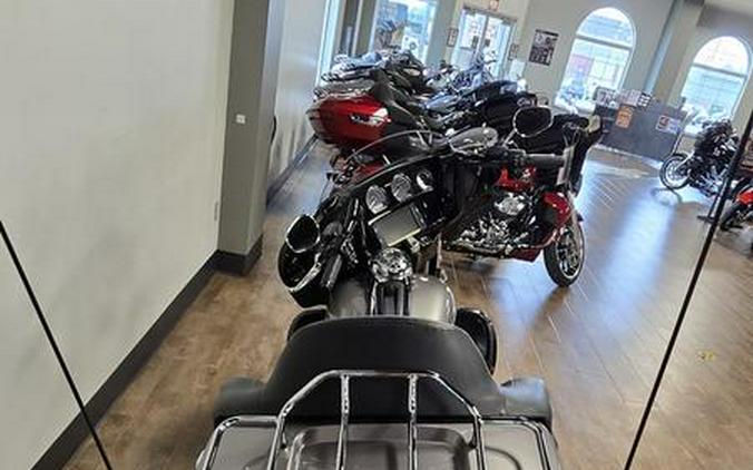 2017 Harley-Davidson® FLHTK - Ultra Limited