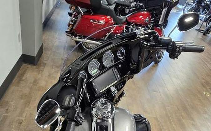 2017 Harley-Davidson® FLHTK - Ultra Limited