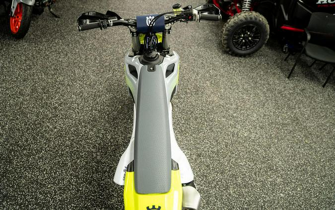 2024 Husqvarna® FS 450