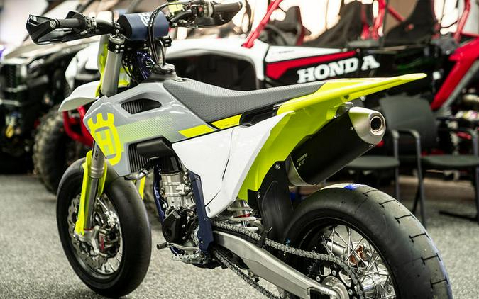 2024 Husqvarna® FS 450