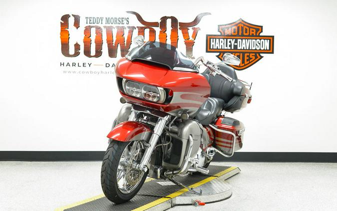 2016 Harley-Davidson® FLTRUSE - CVO™ Road Glide Ultra®