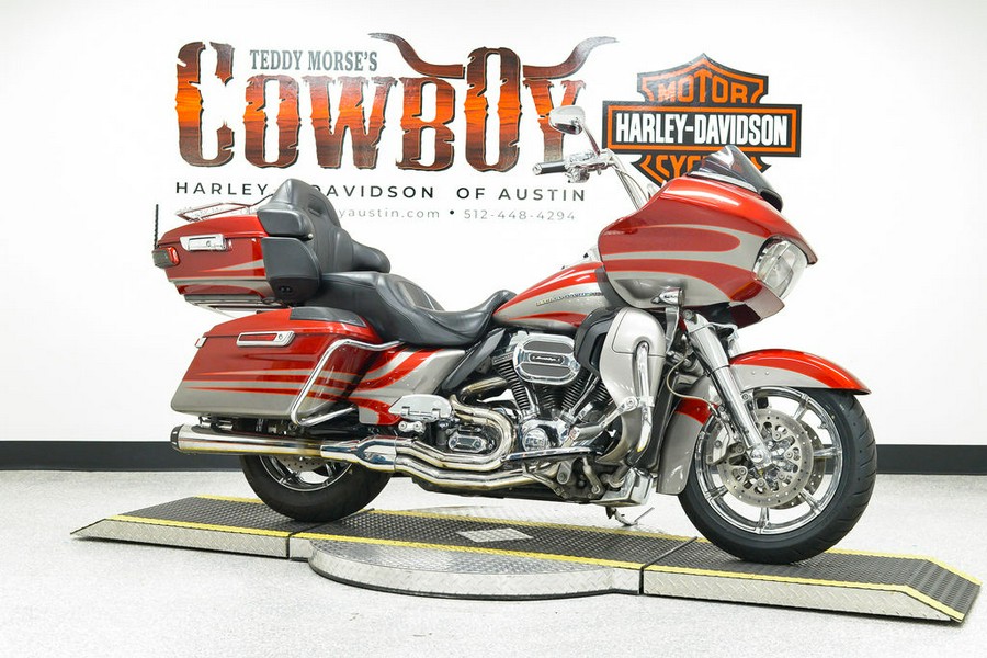 2016 Harley-Davidson® FLTRUSE - CVO™ Road Glide Ultra®