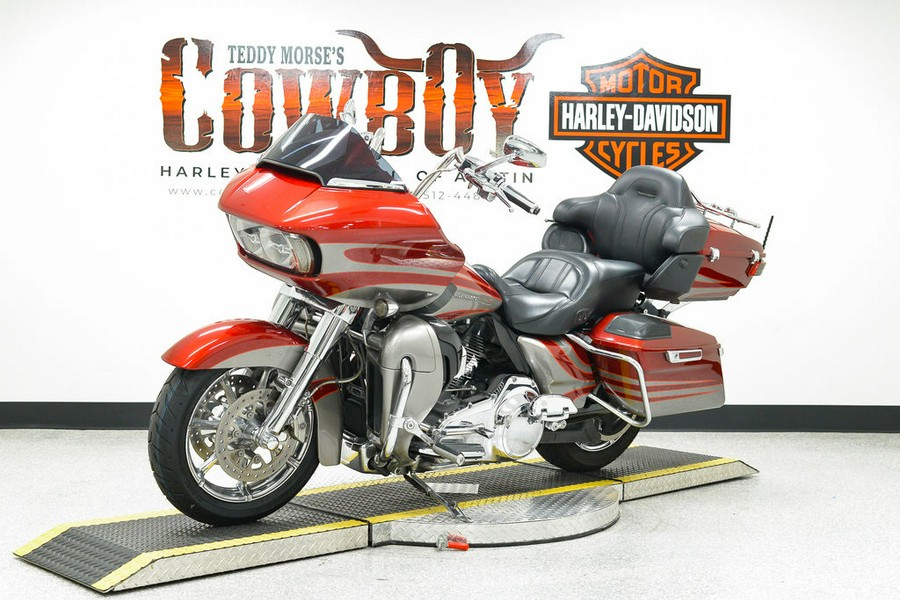 2016 Harley-Davidson® FLTRUSE - CVO™ Road Glide Ultra®